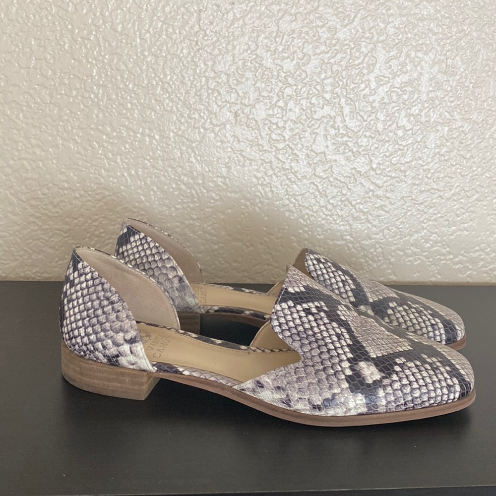 Vince Camuto flats